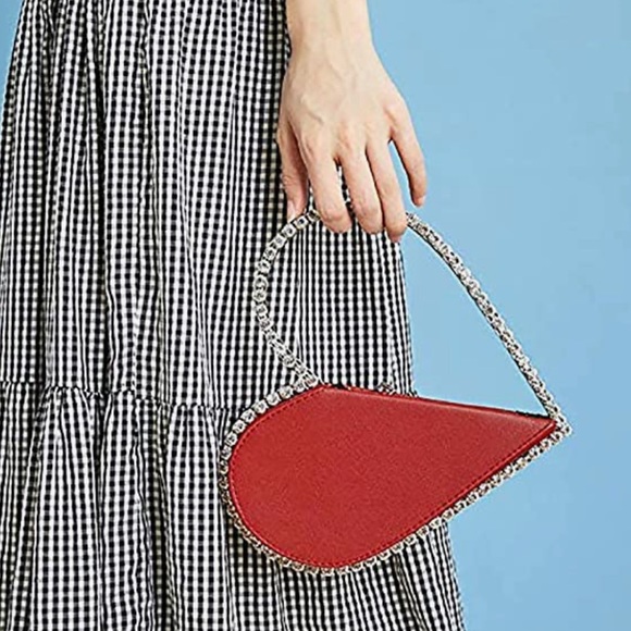 NWOT Valentines Day heart clutch never used! - Picture 6 of 7